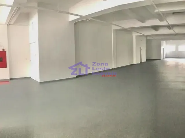 Prédio com 650m², à venda, no bairro Sapopemba em São Paulo