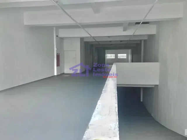 Prédio com 650m², à venda, no bairro Sapopemba em São Paulo