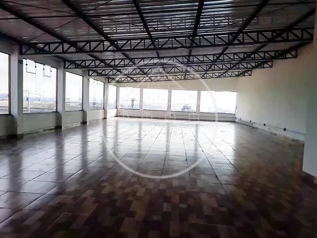 Prédio com 750m², para alugar, no bairro Vila Natal em São Paulo