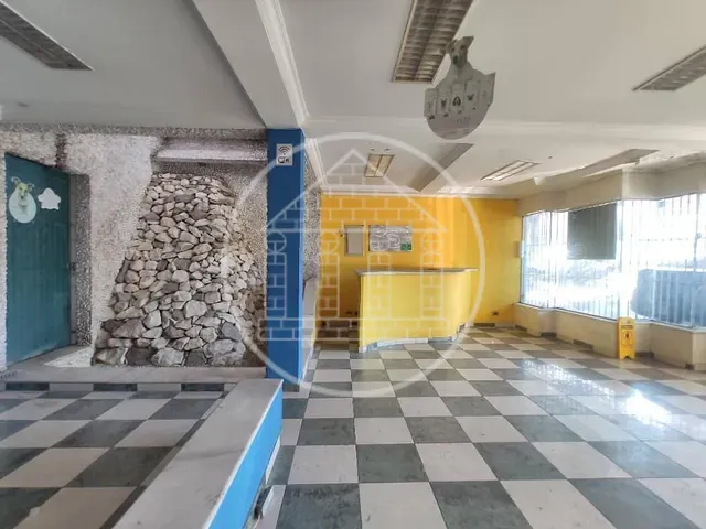 Prédio com 366m², à venda, no bairro Cidade Dutra em São Paulo