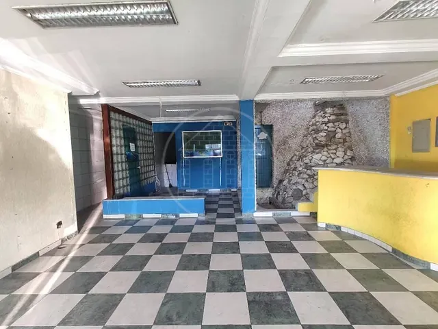 Prédio com 366m², à venda, no bairro Cidade Dutra em São Paulo