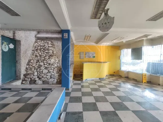 Prédio com 366m², à venda, no bairro Cidade Dutra em São Paulo