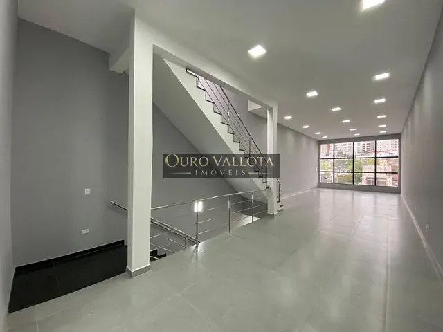 Prédio com 540m², para alugar, no bairro Vila Bertioga em São Paulo