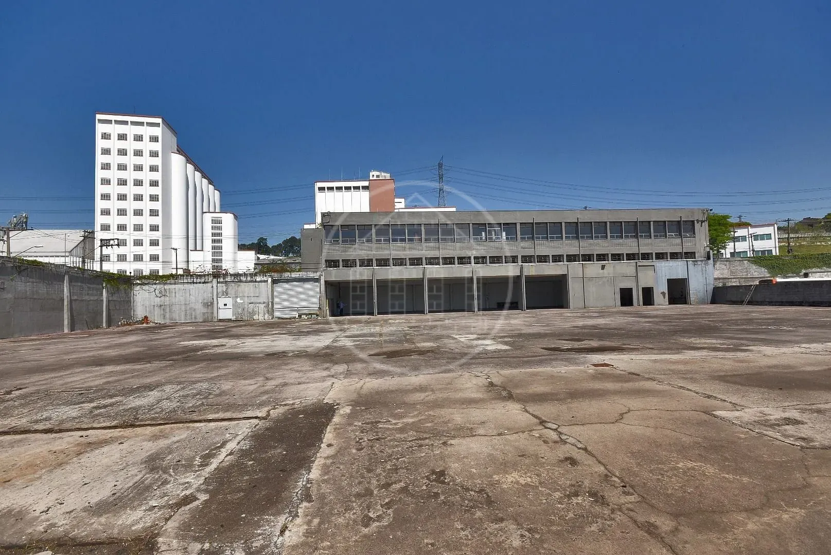 Prédio Inteiro, 1361 m² - Foto 1