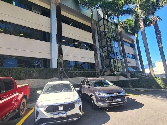 Prédio com 4465m², à venda, no bairro Alphaville Industrial em Barueri