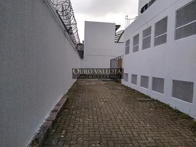 Prédio com 3535m², para alugar, no bairro Parque Industrial Tomas Edson em São Paulo