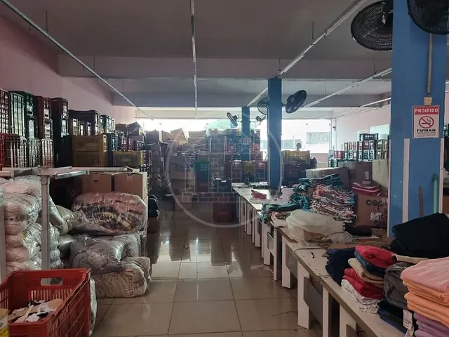 Prédio com 250m², para alugar, no bairro Jardim Rosalina em São Paulo