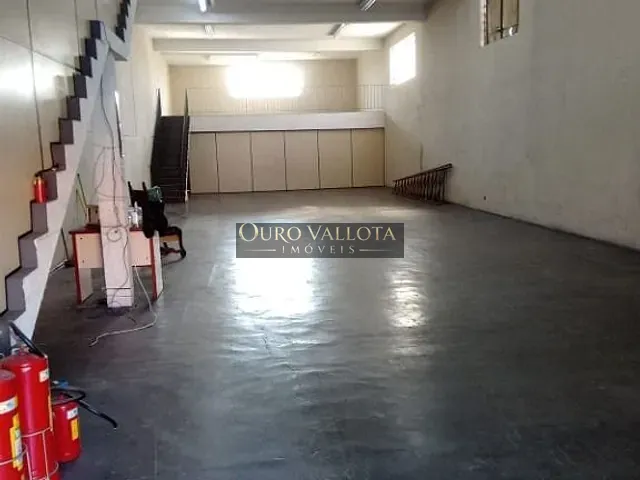 Prédio com 394m², para alugar, no bairro Vila Regente Feijó em São Paulo