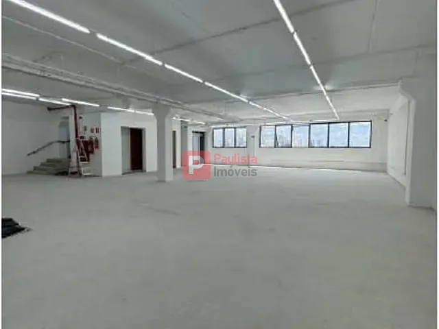 Prédio para alugar, no bairro Morumbi em São Paulo