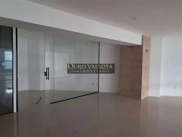 Prédio com 600m², para alugar, no bairro Centro em Santos
