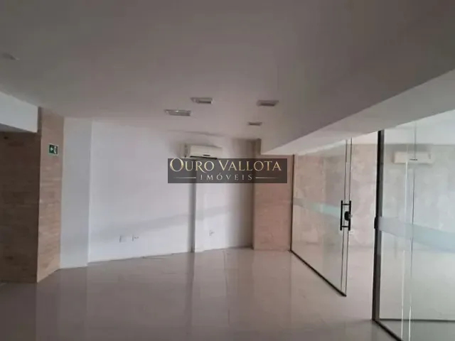 Prédio com 600m², para alugar, no bairro Centro em Santos