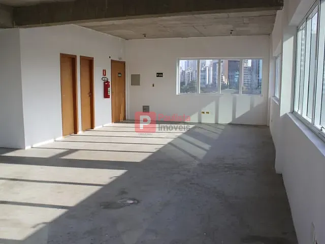 Prédio à venda ou para alugar, no bairro Brooklin em São Paulo