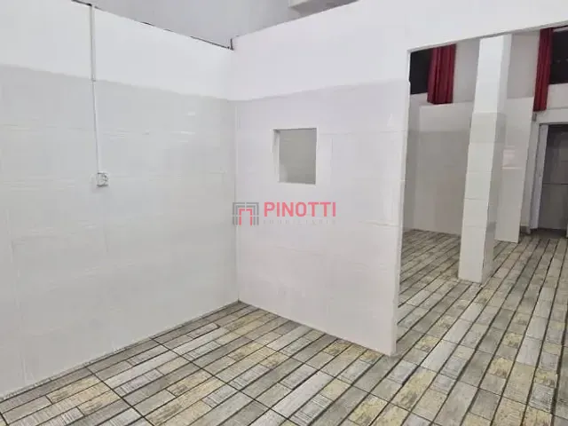 Prédio à venda, no bairro Utinga em Santo André