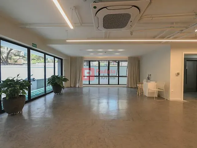 Prédio com 400m², para alugar, no bairro Itaim Bibi em São Paulo