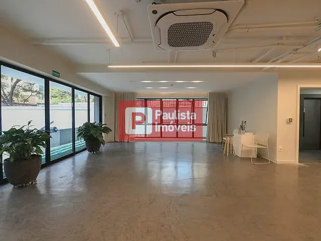 Prédio com 400m², para alugar, no bairro Itaim Bibi em São Paulo