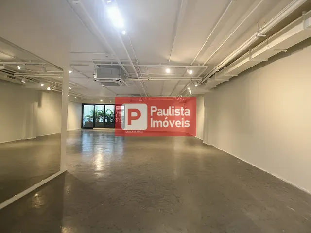 Prédio com 400m², para alugar, no bairro Itaim Bibi em São Paulo