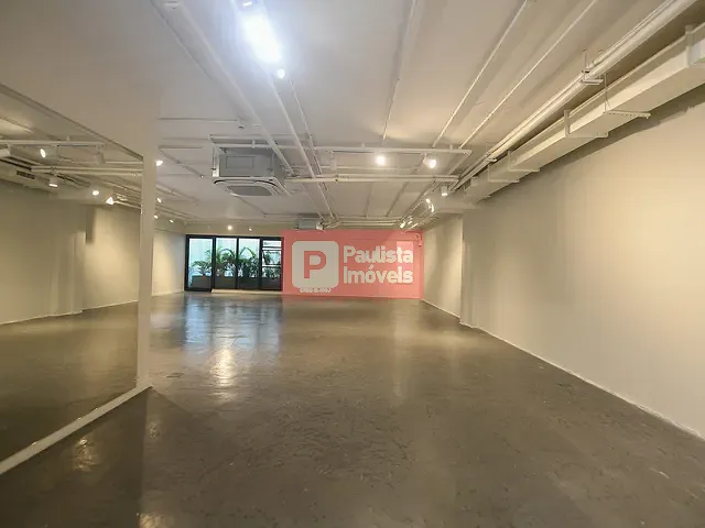 Prédio com 400m², para alugar, no bairro Itaim Bibi em São Paulo