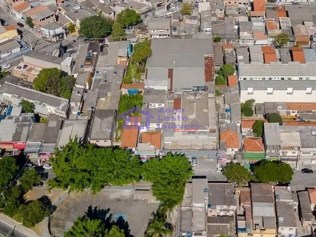 Prédio com 2995m², para alugar, no bairro Vila Paranaguá em São Paulo