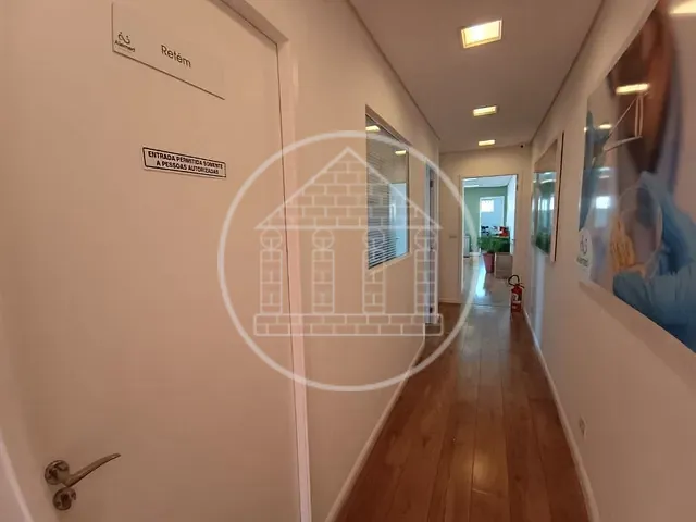 Prédio com 330m², à venda, no bairro Socorro em São Paulo