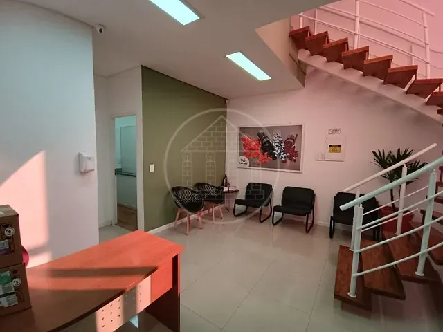 Prédio com 330m², à venda, no bairro Socorro em São Paulo