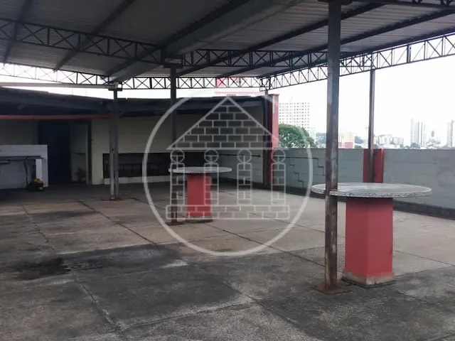 Prédio com 336m², para alugar, no bairro Vila Marari em São Paulo