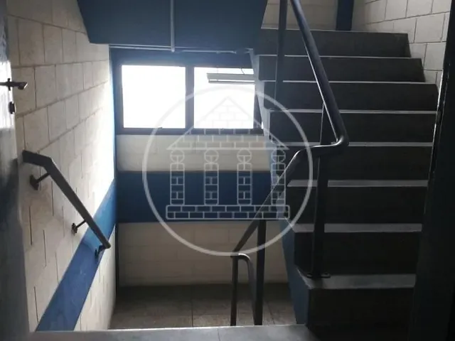 Prédio com 336m², para alugar, no bairro Vila Marari em São Paulo