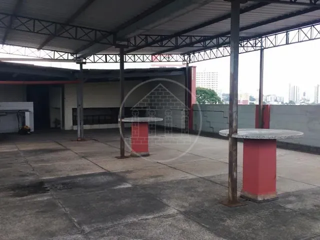Prédio com 336m², para alugar, no bairro Vila Marari em São Paulo
