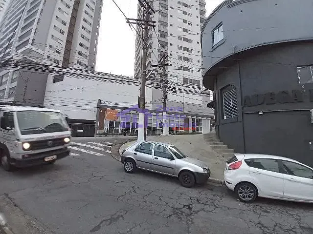Prédio com 200m², à venda, no bairro Quarta Parada em São Paulo