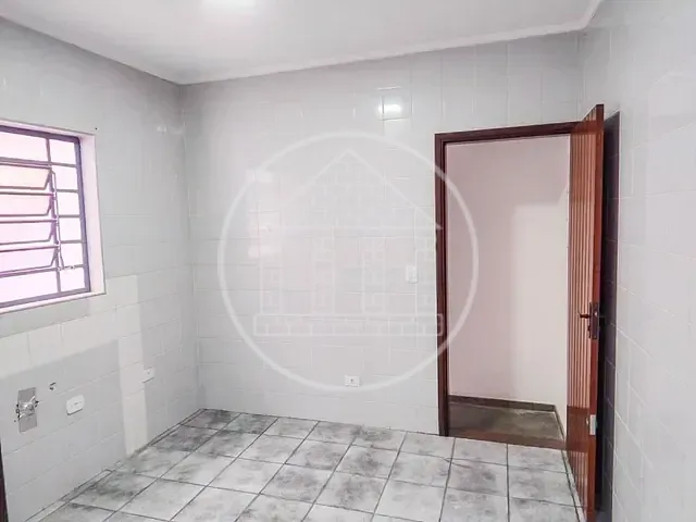 Prédio com 250m², à venda ou para alugar, no bairro Interlagos em São Paulo