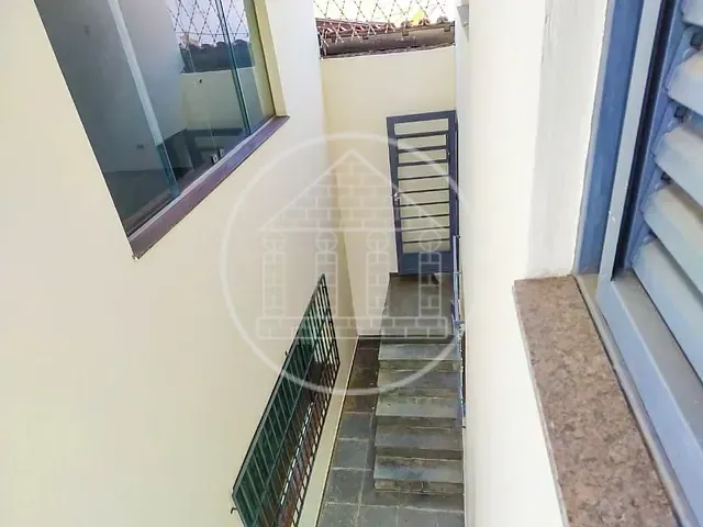 Prédio com 250m², à venda ou para alugar, no bairro Interlagos em São Paulo
