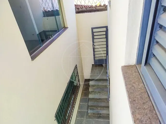 Prédio com 250m², à venda ou para alugar, no bairro Interlagos em São Paulo