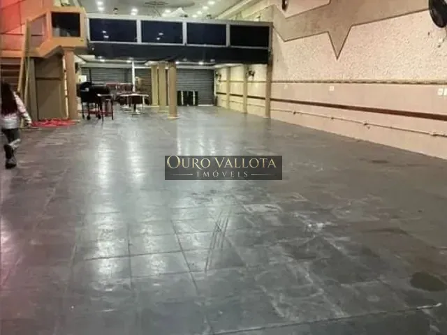 Prédio com 500m², para alugar, no bairro Cidade São Mateus em São Paulo