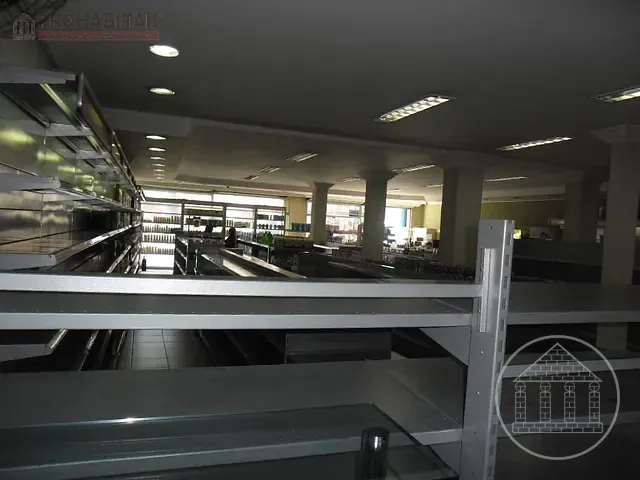 Prédio com 285m², à venda, no bairro Parque Brasil em São Paulo
