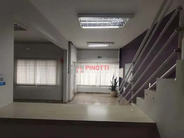 Prédio à venda ou para alugar, no bairro Jardim do Mar em São Bernardo do Campo