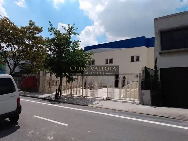 Prédio com 630m², à venda, no bairro Cambuci em São Paulo