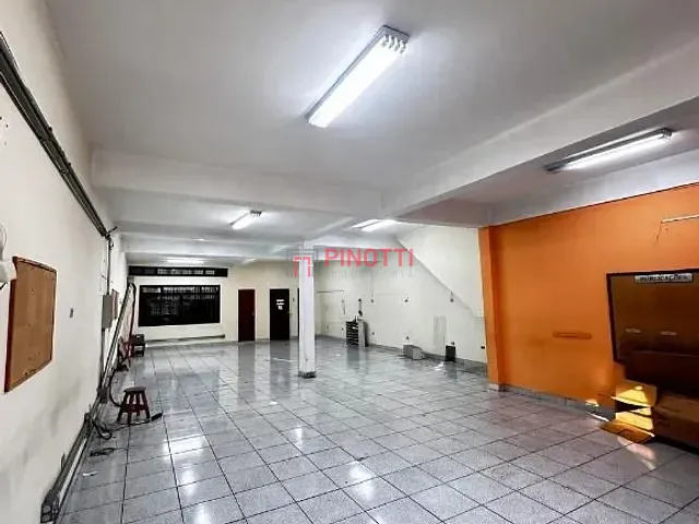Prédio à venda, no bairro Nova Petrópolis em São Bernardo do Campo