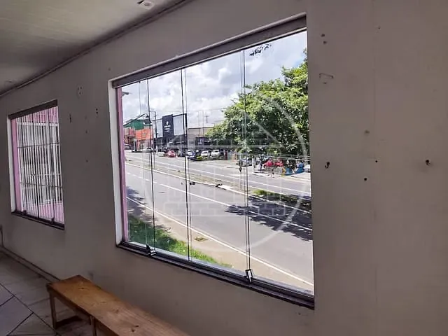 Prédio com 200m², à venda, no bairro Conjunto Residencial Salvador Tolezani em São Paulo