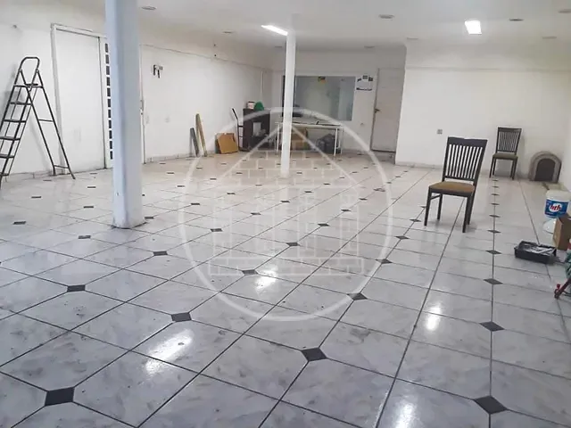 Prédio com 250m², para alugar, no bairro Socorro em São Paulo