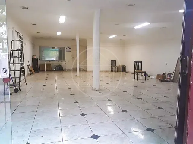 Prédio com 250m², para alugar, no bairro Socorro em São Paulo