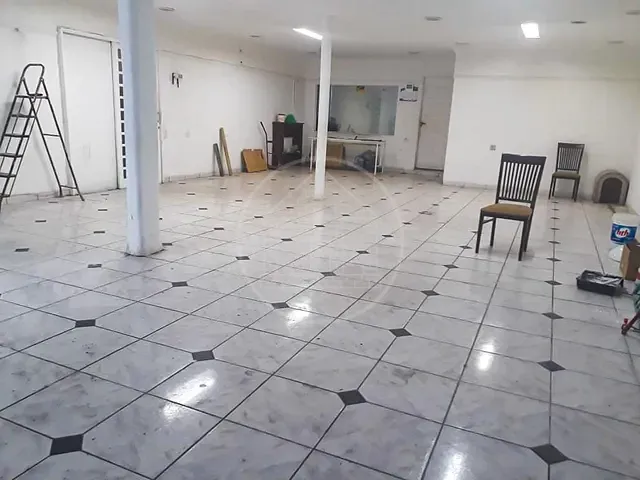 Prédio com 250m², para alugar, no bairro Socorro em São Paulo