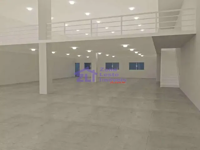 Prédio com 600m², para alugar, no bairro Vila Regente Feijó em São Paulo