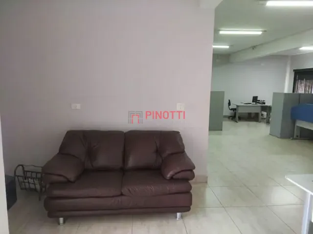 Prédio para alugar, no bairro Vila Santa Terezinha em São Bernardo do Campo