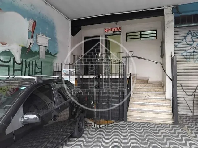Prédio com 420m², à venda, no bairro Vila Santana em São Paulo