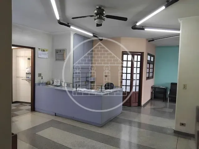Prédio com 420m², à venda, no bairro Vila Santana em São Paulo