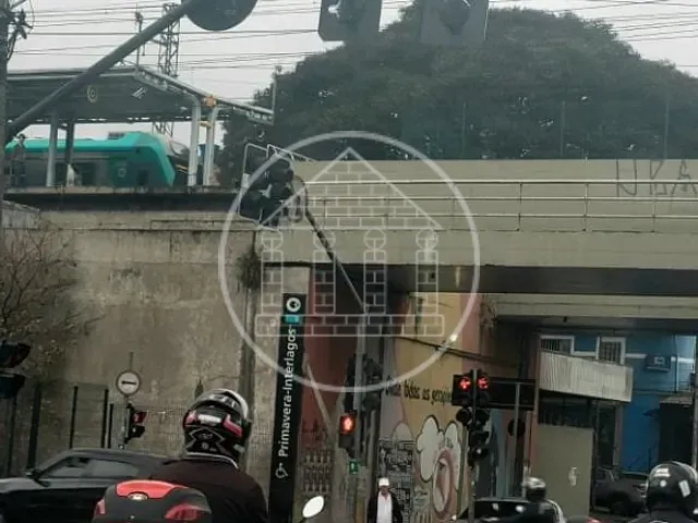 Prédio com 1000m², para alugar, no bairro Jardim Colonial em São Paulo