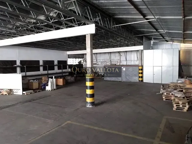 Prédio com 1406m², para alugar, no bairro Cambuci em São Paulo