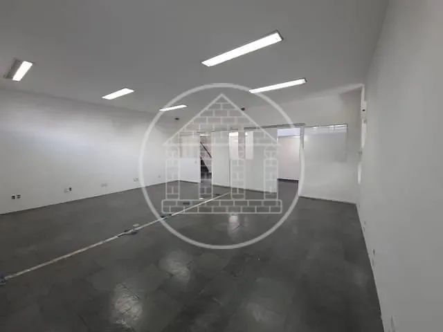 Prédio com 500m², à venda ou para alugar, no bairro Socorro em São Paulo