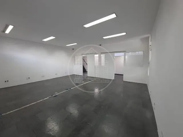 Prédio com 500m², à venda ou para alugar, no bairro Socorro em São Paulo