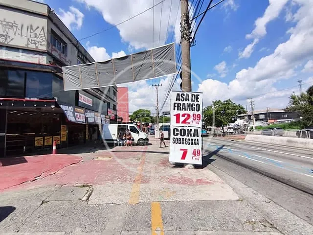 Prédio com 1000m², à venda, no bairro Vila São José (Cidade Dutra) em São Paulo