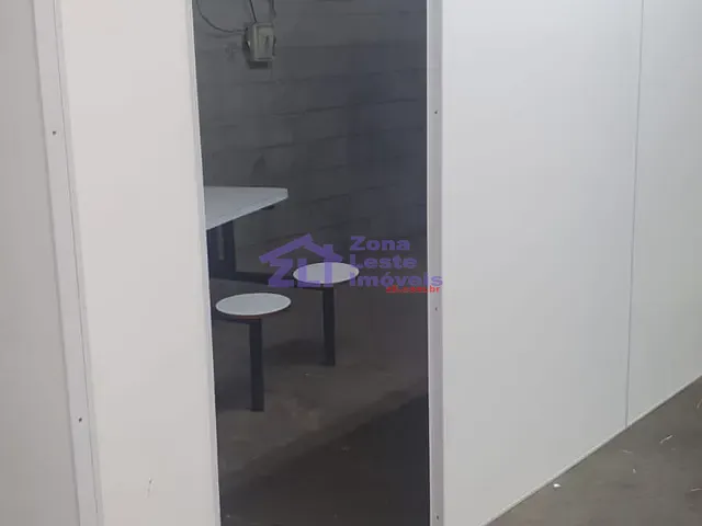 Prédio com 860m², para alugar, no bairro Mooca em São Paulo
